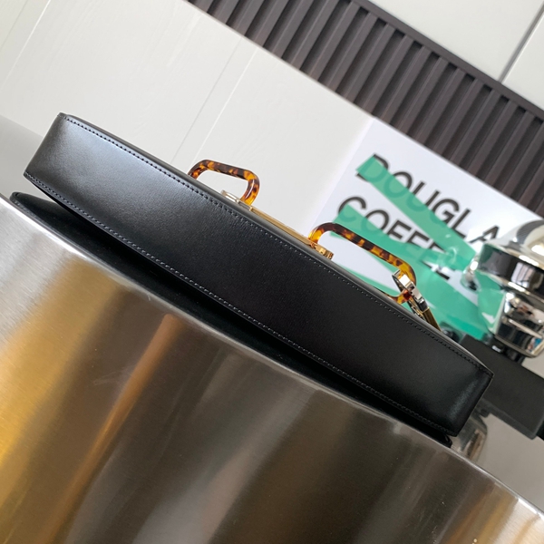 スーパーコピーブランドバッグ内部構造